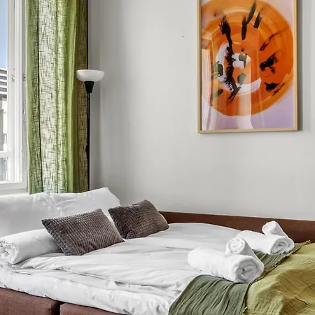 Nordic Top-floor Kamppi Square 100m Tram And Bus Apartment