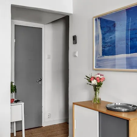 Apartment Nordic Top-floor Kamppi Square 100m Tram And Bus